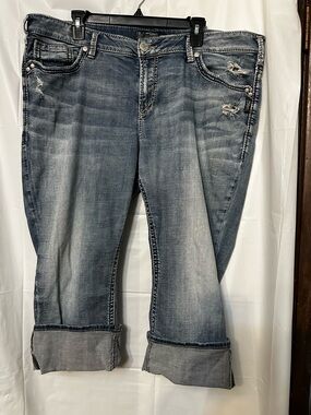 Silver jeans co suki mid capri size 20 length 23